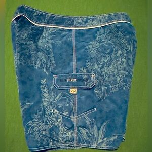 Quicksilver Baggies sz33